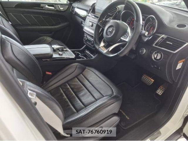 Mercedes Benz GLE-CLASS 2016-04 7877621-27
