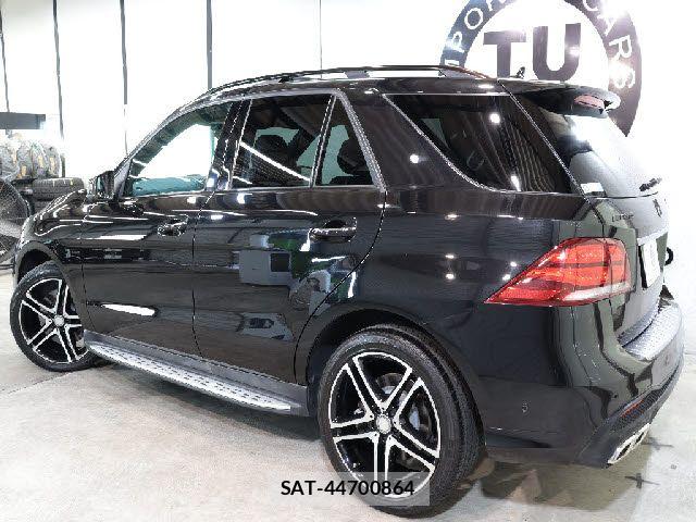 Mercedes Benz GLE-CLASS 2017-01 8208597-12