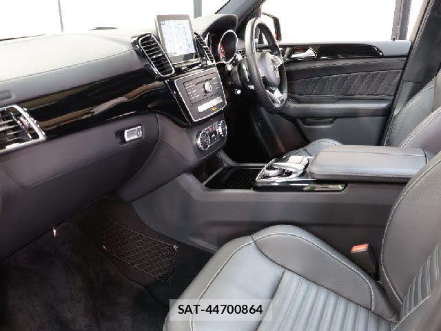 Mercedes Benz GLE-CLASS 2017-01 8208597-2