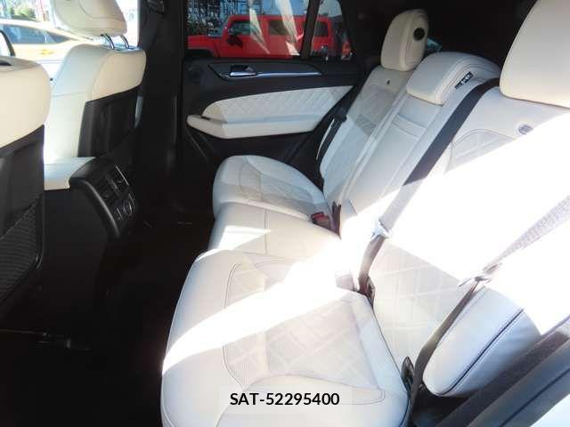 Mercedes Benz GLE-CLASS 2017-03 4045062-6