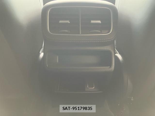 Mercedes Benz GLE-CLASS 2021-11 8880677-28