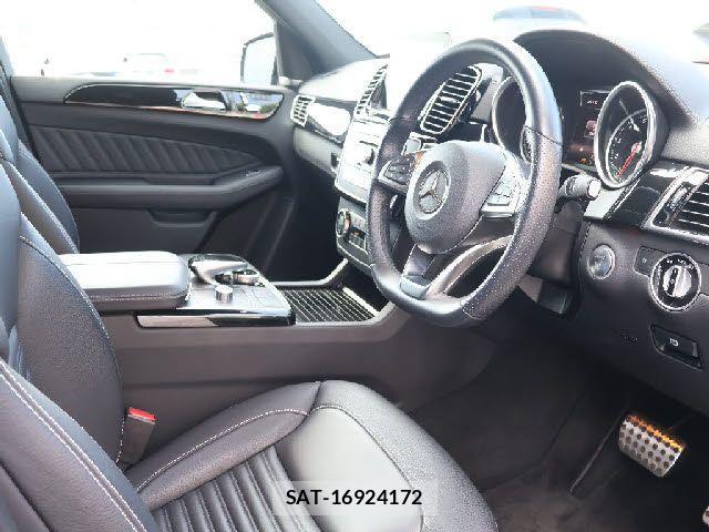 Mercedes Benz GLE-CLASS 2017-01 1319740-11