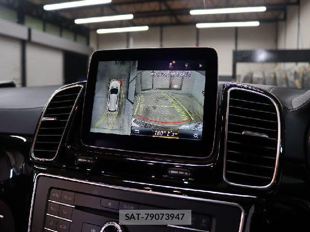 Mercedes Benz GLE-CLASS 2017-02 1932755-17