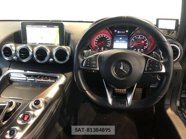 Mercedes Benz AMG GT 2016-01 1381120-13