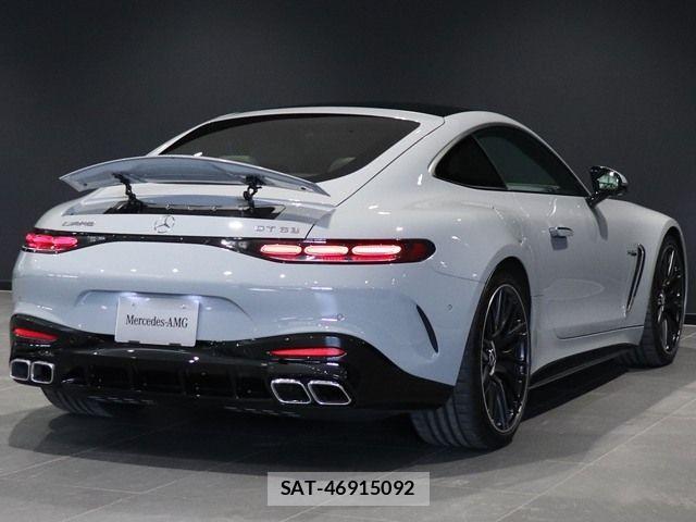 Mercedes Benz AMG GT 2025-04 2211244-11