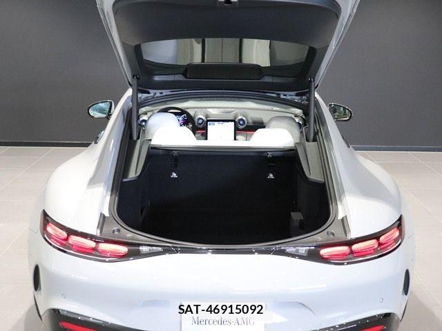 Mercedes Benz AMG GT 2025-04 2211244-16