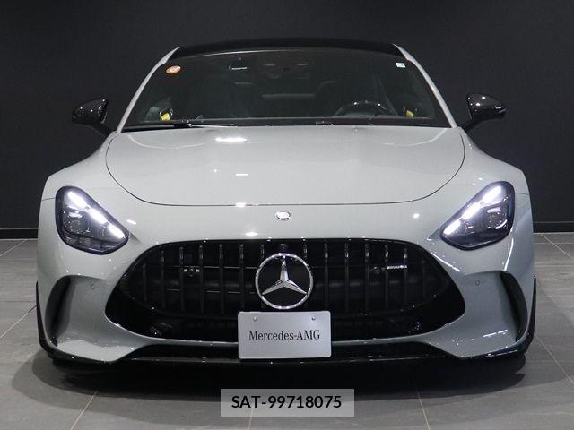Mercedes Benz AMG GT 2025-03 3675521-10