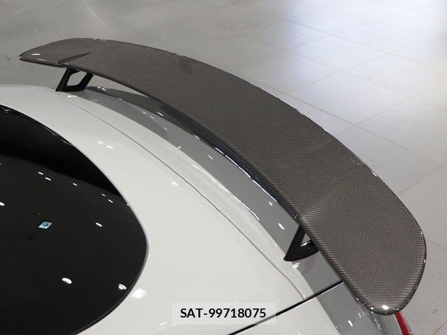 Mercedes Benz AMG GT 2025-03 3675521-21