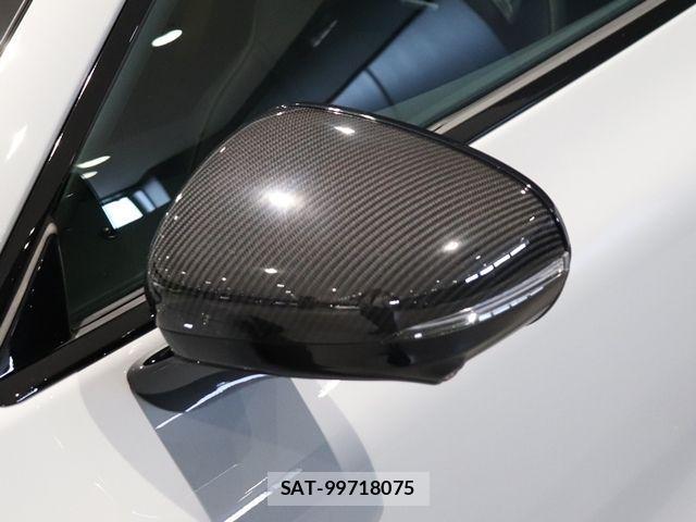 Mercedes Benz AMG GT 2025-03 3675521-3