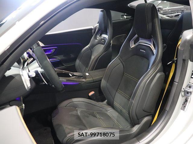 Mercedes Benz AMG GT 2025-03 3675521-6