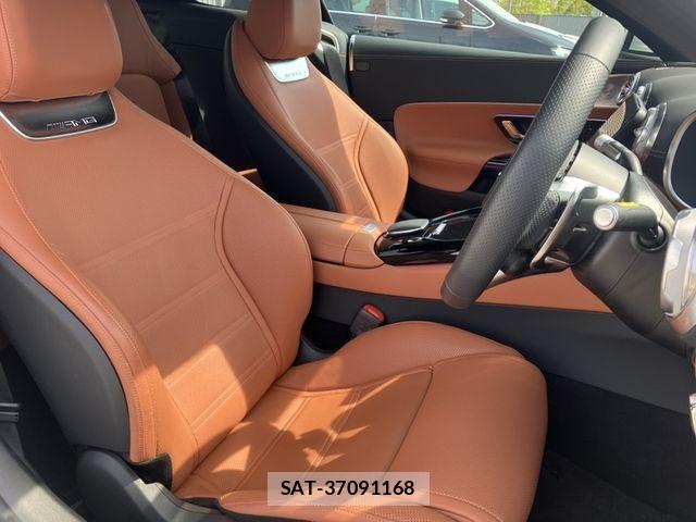 Mercedes Benz AMG GT 2025-07 6676790-10