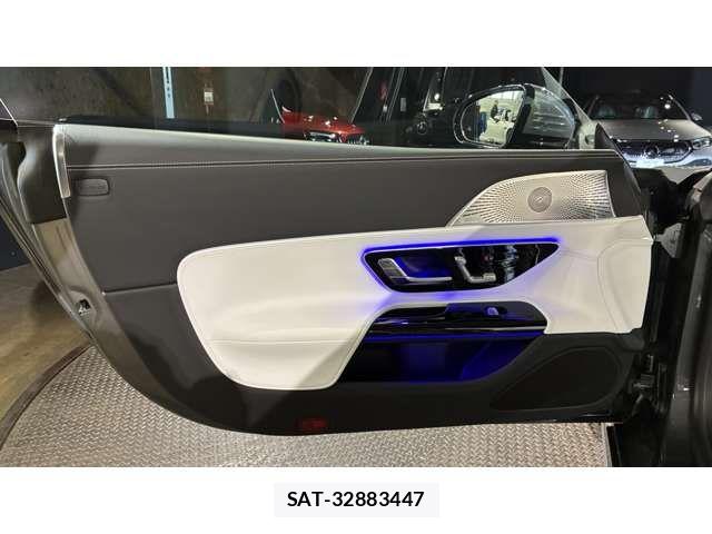 Mercedes Benz AMG GT 2025-11 7501415-16