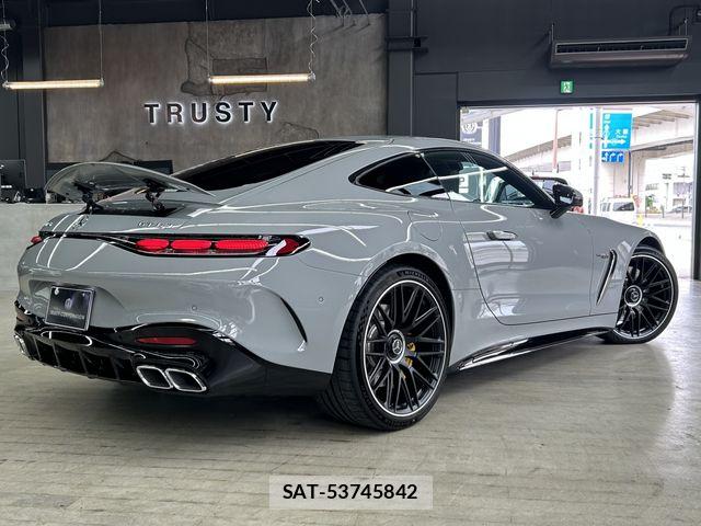 Mercedes Benz AMG GT 2024-07 7617913-7