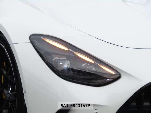 Mercedes Benz AMG GT 2025-04 7786829-18