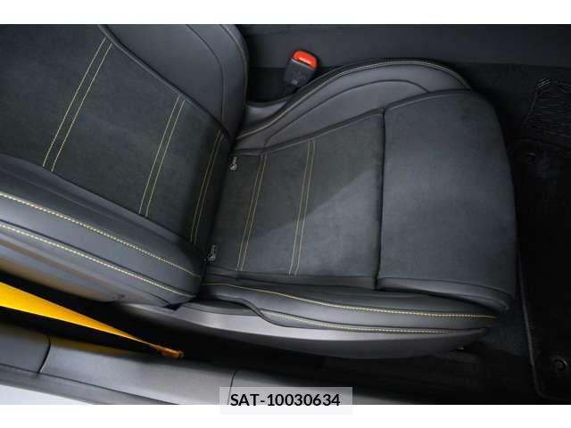 Mercedes Benz AMG GT 2025-06 8074506-8