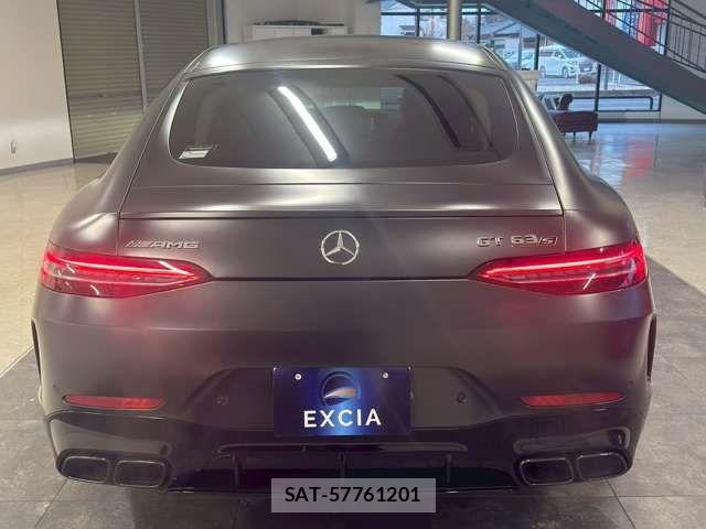 Mercedes Benz AMG GT 2024-01 5871607-5