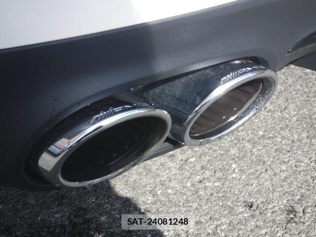Mercedes Benz AMG GT 2023-04 4241955-10