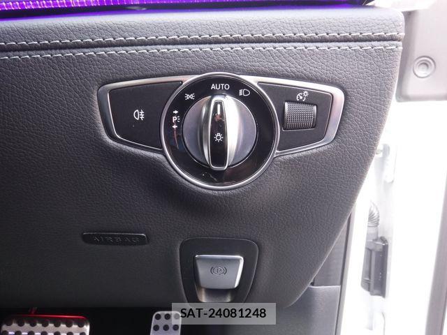 Mercedes Benz AMG GT 2023-04 4241955-22