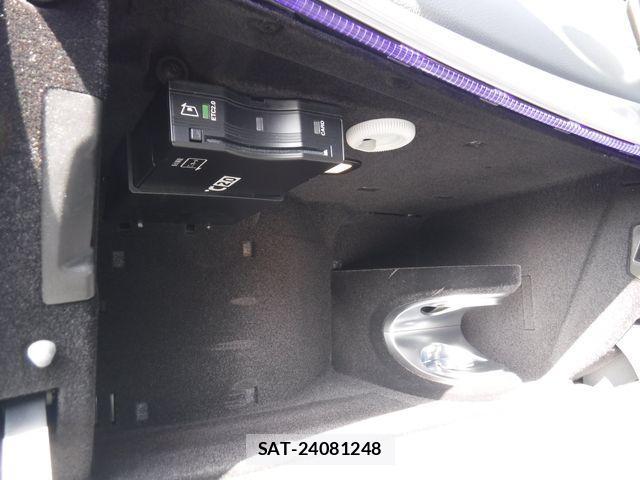 Mercedes Benz AMG GT 2023-04 4241955-26