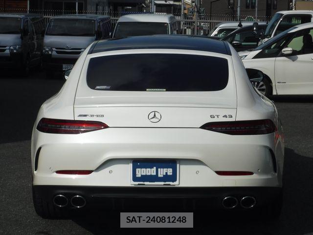 Mercedes Benz AMG GT 2023-04 4241955-4