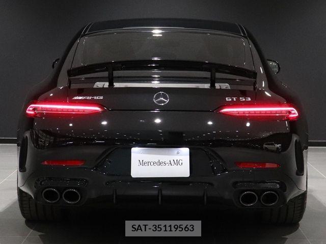 Mercedes Benz AMG GT 2025-03 4326656-12