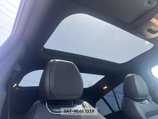 Mercedes Benz AMG GT 2023-02 6245520-11