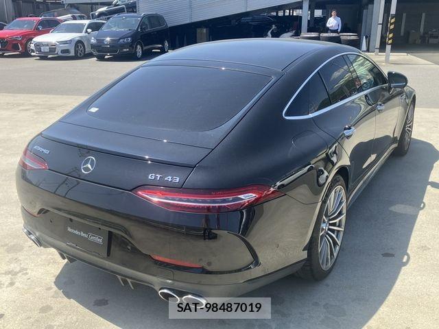Mercedes Benz AMG GT 2023-02 6245520-2