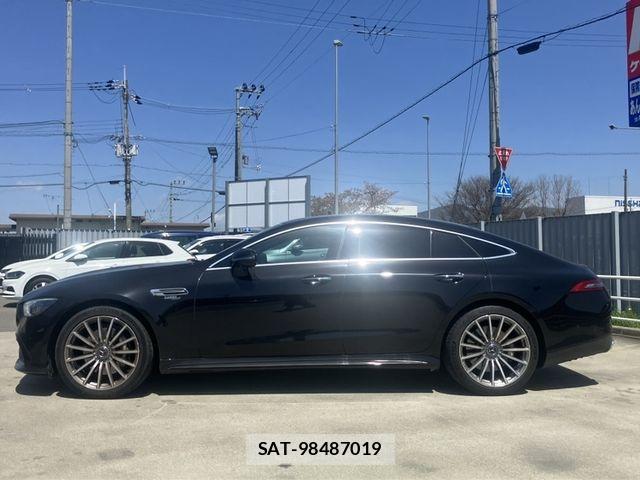 Mercedes Benz AMG GT 2023-02 6245520-4