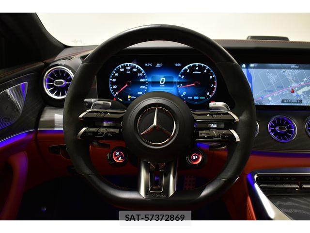 Mercedes Benz AMG GT 2022-02 6613089-12