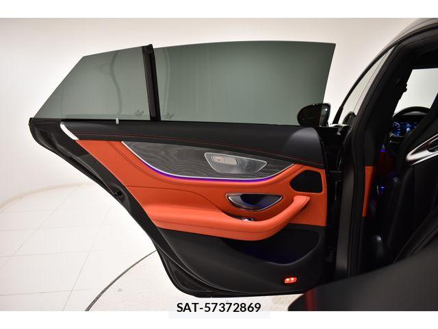 Mercedes Benz AMG GT 2022-02 6613089-13