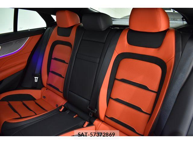 Mercedes Benz AMG GT 2022-02 6613089-15