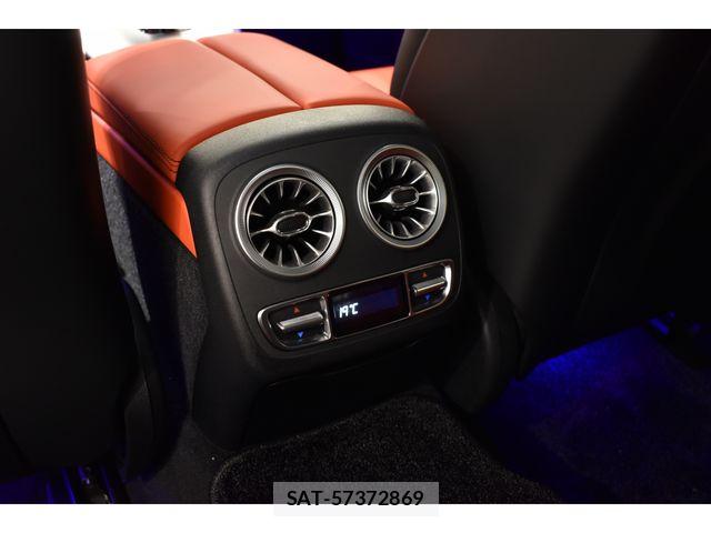 Mercedes Benz AMG GT 2022-02 6613089-16
