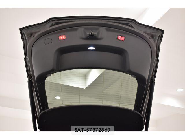 Mercedes Benz AMG GT 2022-02 6613089-19