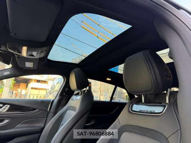 Mercedes Benz AMG GT 2023-09 6672421-11