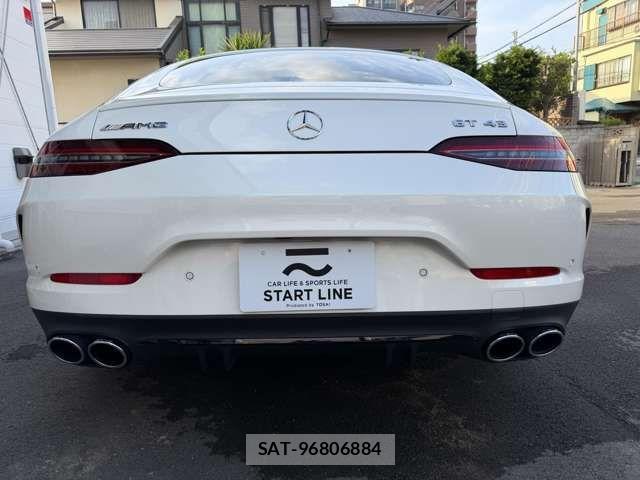 Mercedes Benz AMG GT 2023-09 6672421-13