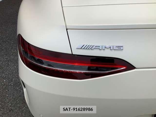 Mercedes Benz AMG GT 2022-12 6791233-12