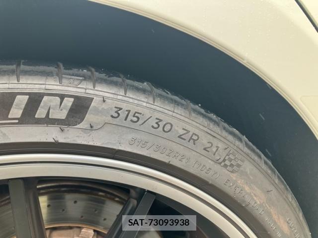 Mercedes Benz AMG GT 2022-08 7221476-4