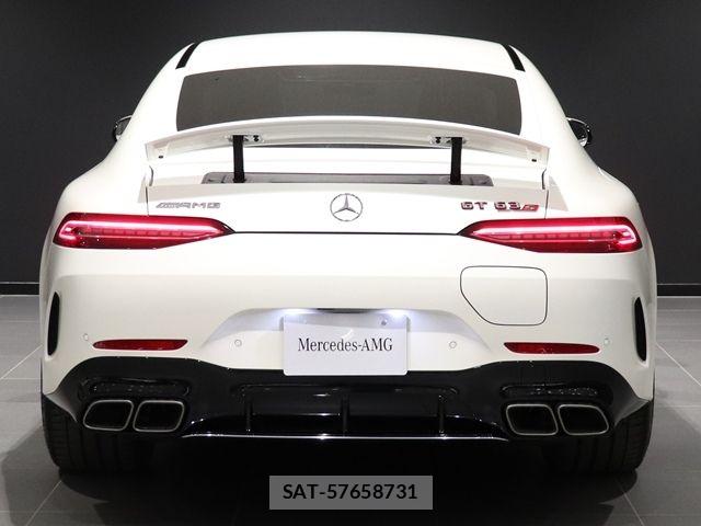 Mercedes Benz AMG GT 2023-01 7221479-12