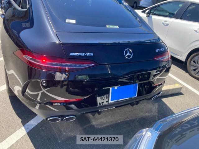 Mercedes Benz AMG GT 2025-07 8036627-8