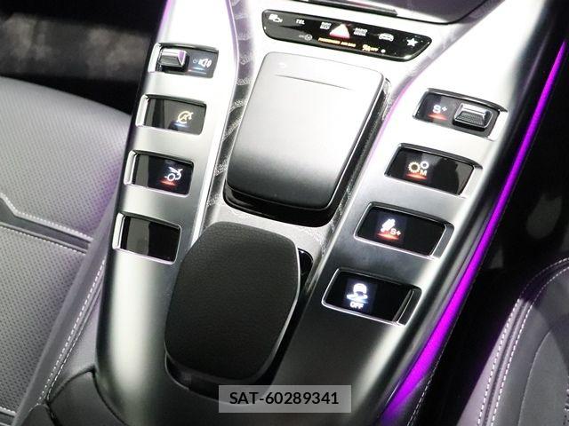 Mercedes Benz AMG GT 2023-02 8208599-21