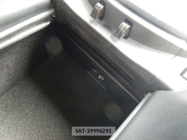 Mercedes Benz AMG GT 2021-08 8315336-23