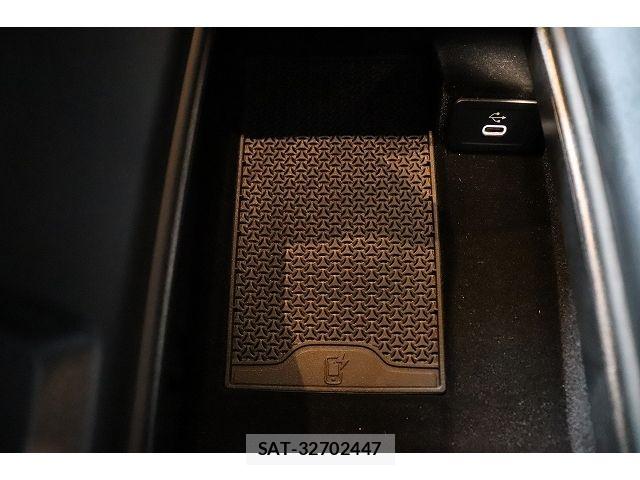 Mercedes Benz AMG GT 2025-01 8457875-22