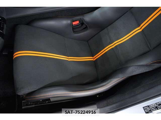 Mercedes Benz AMG GT 2022-01 7786831-6