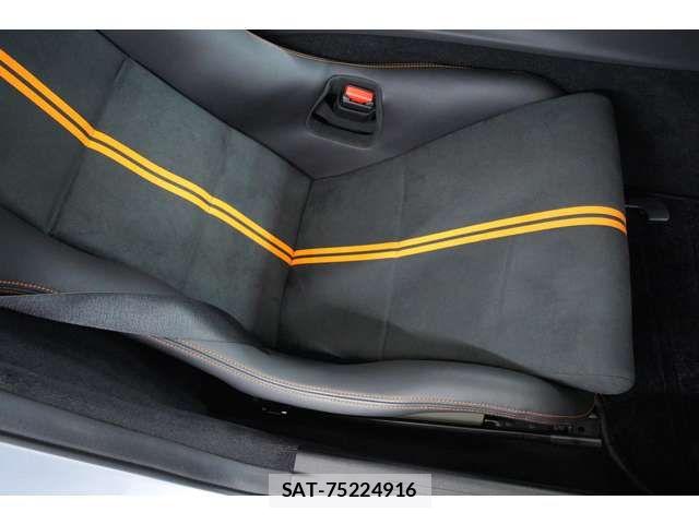 Mercedes Benz AMG GT 2022-01 7786831-7