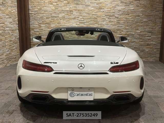 Mercedes Benz AMG GT 2018-05 6012576-12