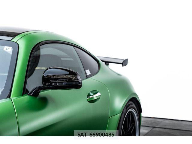 Mercedes Benz AMG GT 2017-07 8525681-13