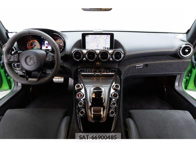 Mercedes Benz AMG GT 2017-07 8525681-1