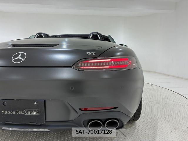 Mercedes Benz AMG GT 2021-03 8208602-13
