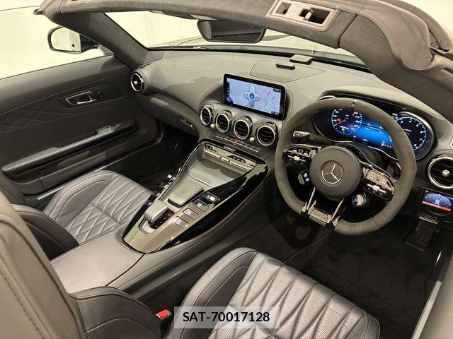 Mercedes Benz AMG GT 2021-03 8208602-2