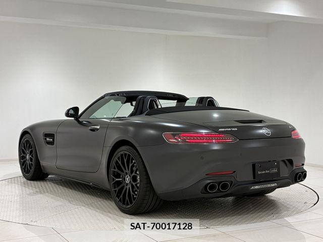 Mercedes Benz AMG GT 2021-03 8208602-3